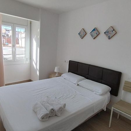 Rosesapparts Onamar & Parking Экстерьер фото