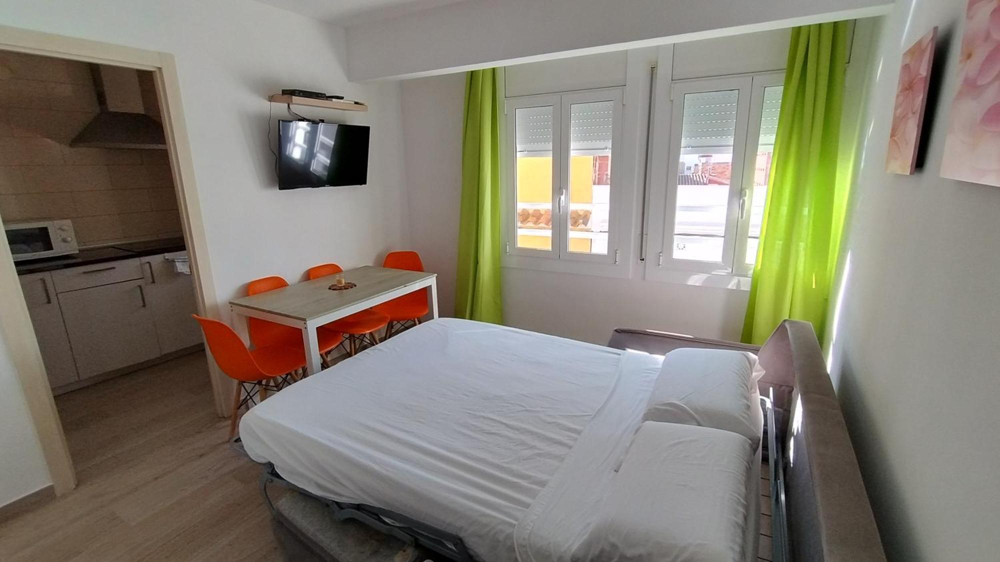 Rosesapparts Onamar & Parking Экстерьер фото